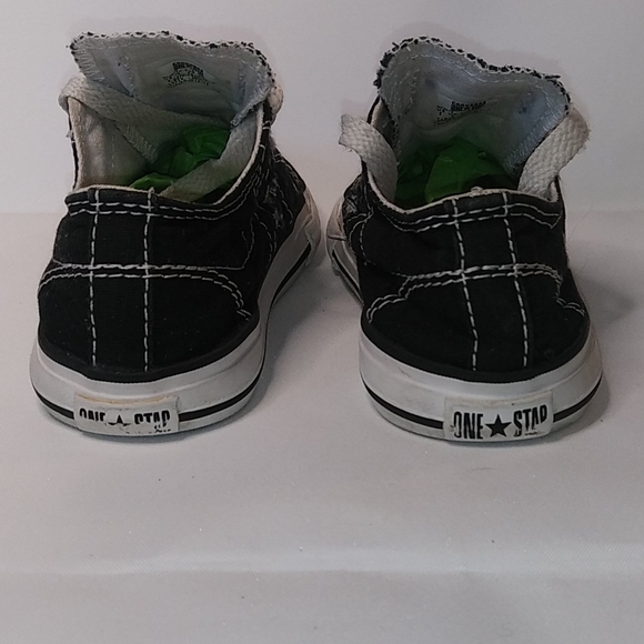 Converse One Star Toddler Low Top Sneaker - Picture 4 of 8